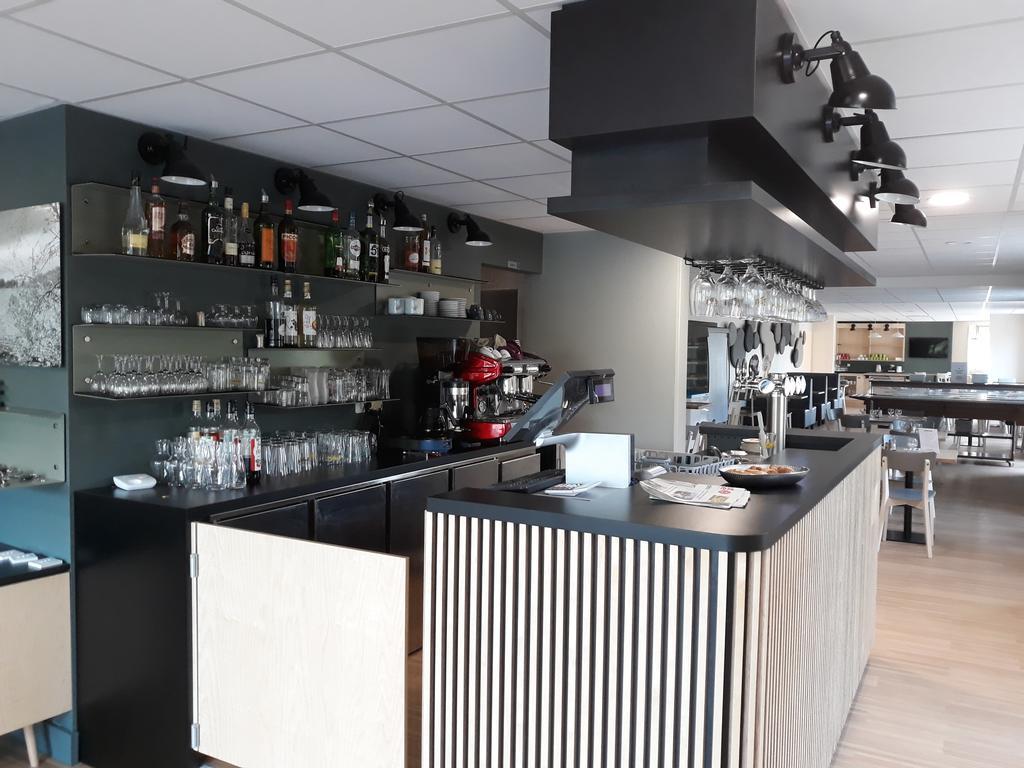 La Godiniere Hotel Cholet Exterior foto